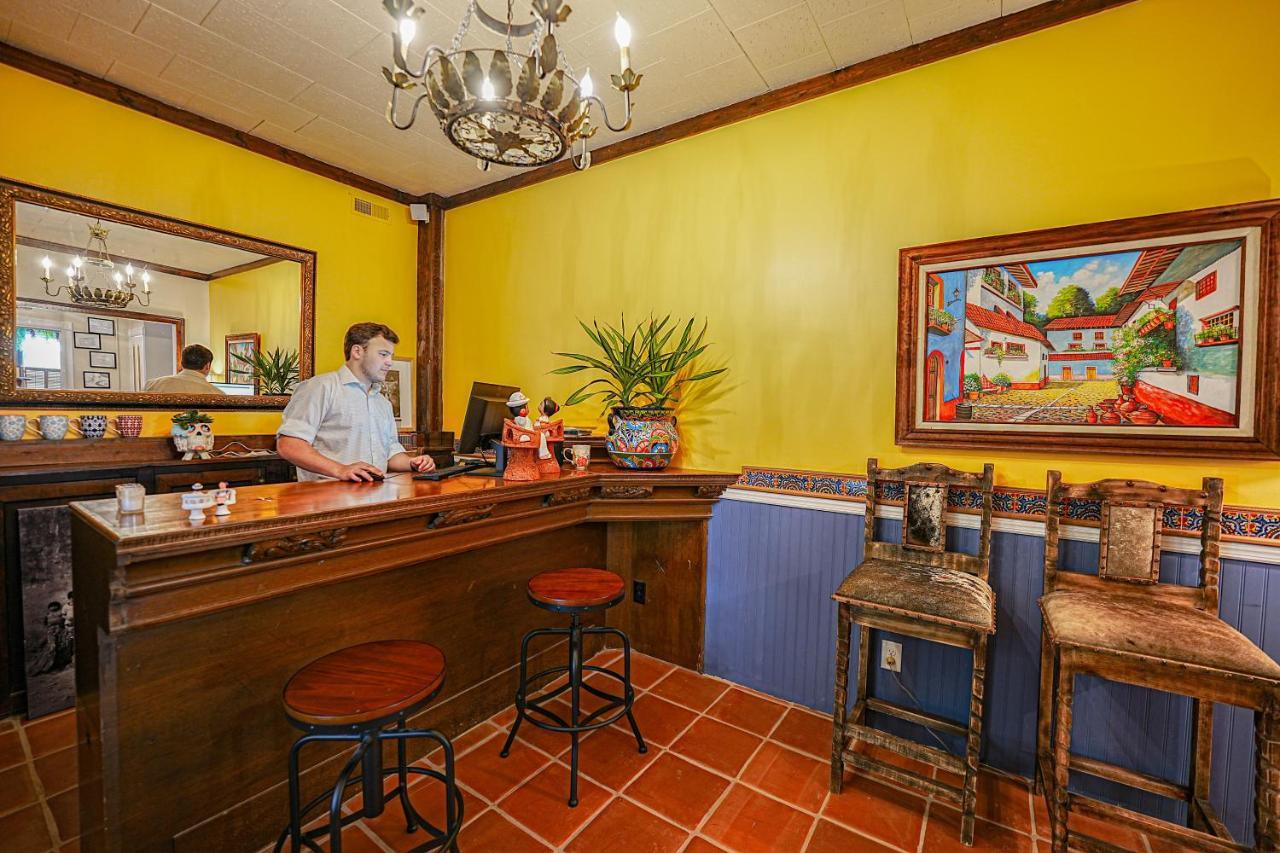 La Posada Мілфорд Екстер'єр фото